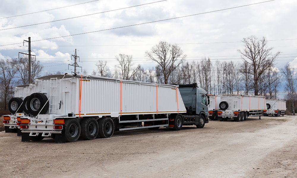Отгрузка полуприцепов Тонар-9386 9386_002.JPG